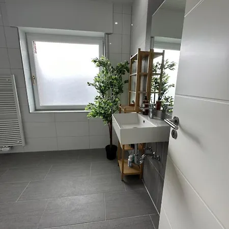 Modern, Geraeumig, Stylische In Appartamento Melle