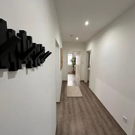 Modern, Geraeumig, Stylische In Melle